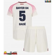 Camisa de Futebol Bayer Leverkusen Loic Bade #5 Equipamento Secundário Infantil 2025-26 Manga Curta (+ Calças curtas)